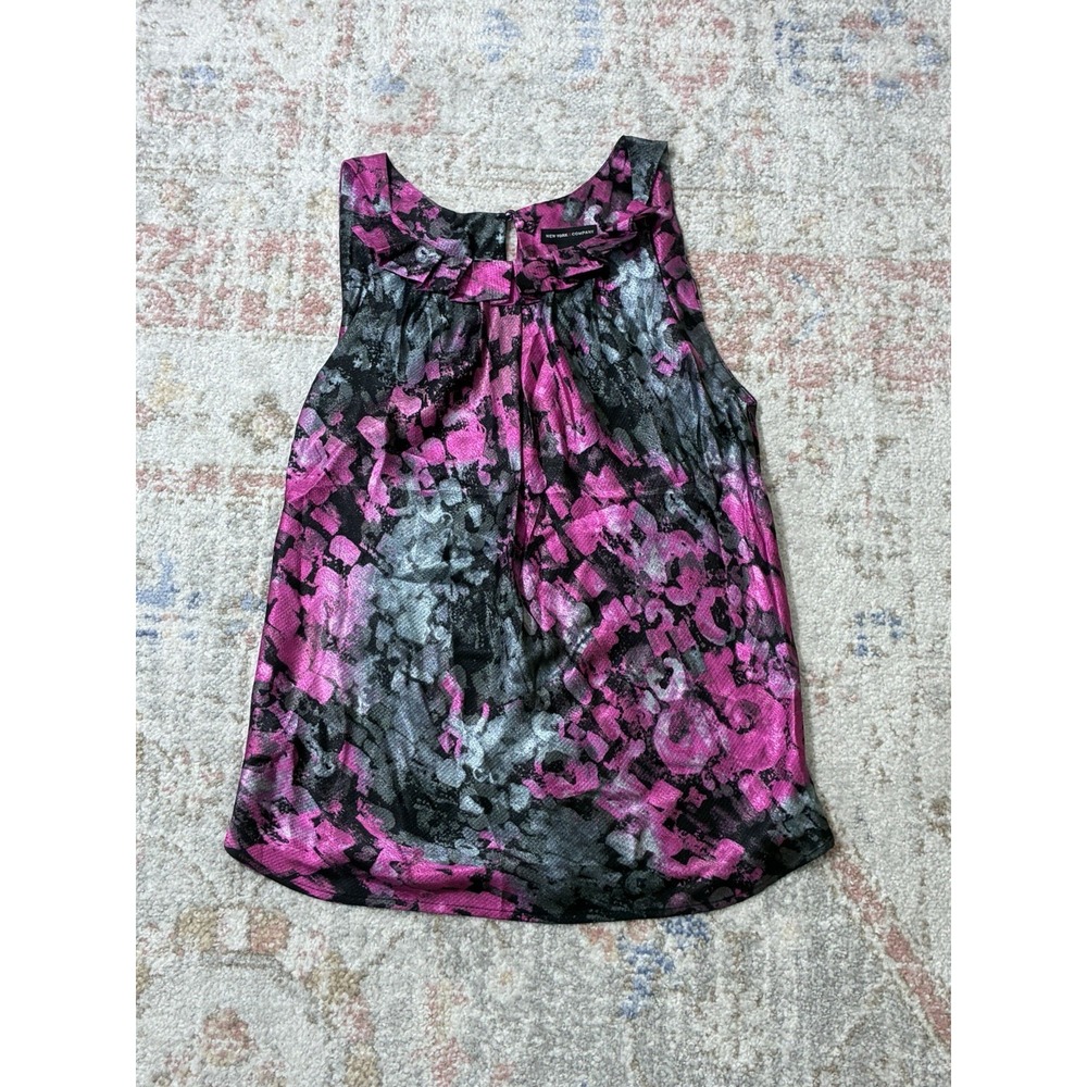 New York & Co. Women's Y2K Whimsy Goth Pleated Ruffle Tank Blouse Floral Size 4